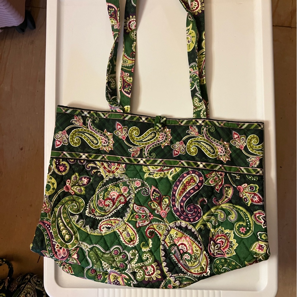 SOLD…………………Vera Bradley Tote